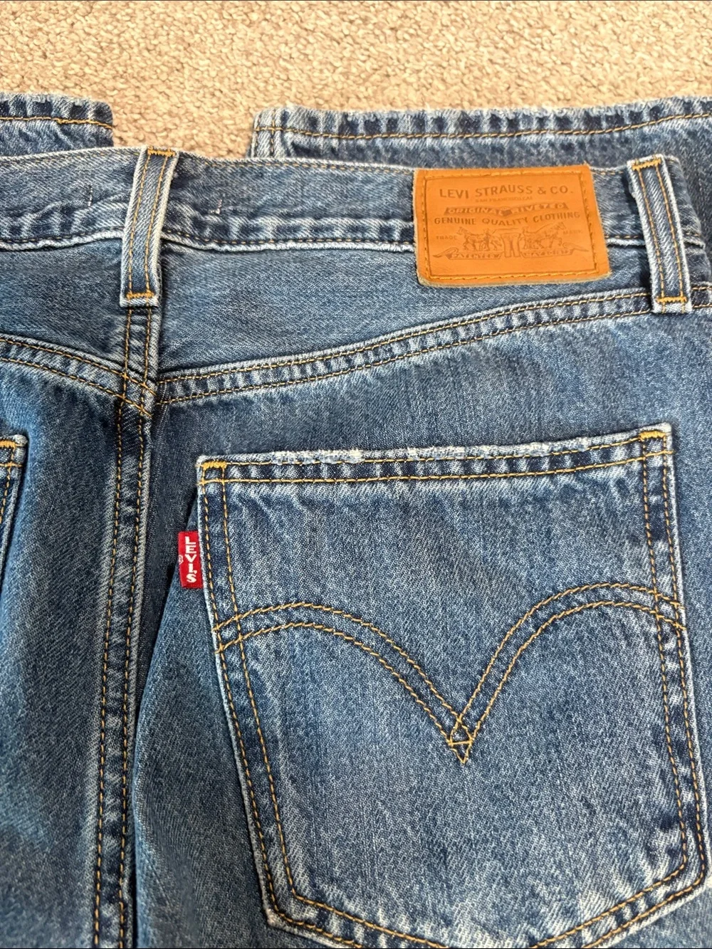 Levi’s Dad Jeans - Picture 6 of 7